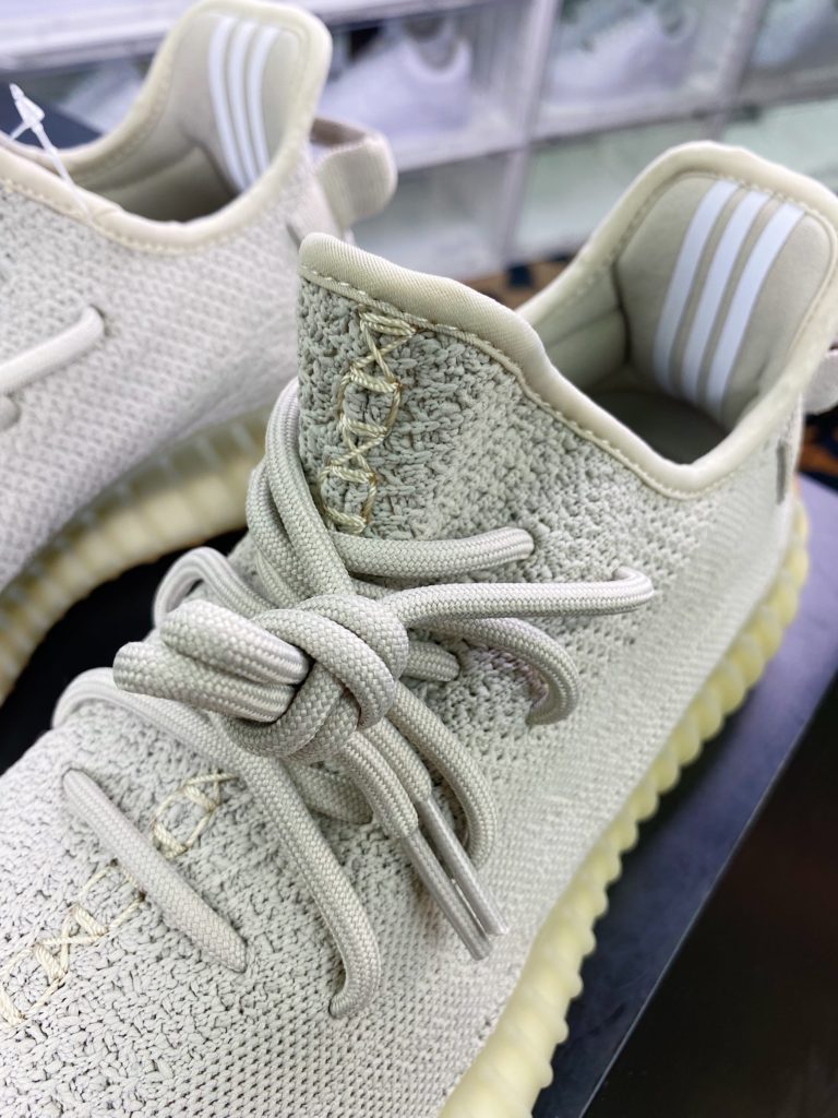 Kanye West x Yeezy Boost 350 V2 