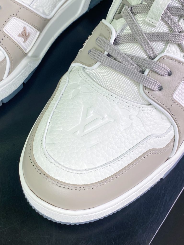 Virgil Abloh personally designed the cutting tool ❗ The all-new LV Louis Vuitton Trainer Sneaker Low Low cut retro casual sports culture versatile basketball board shoes 10