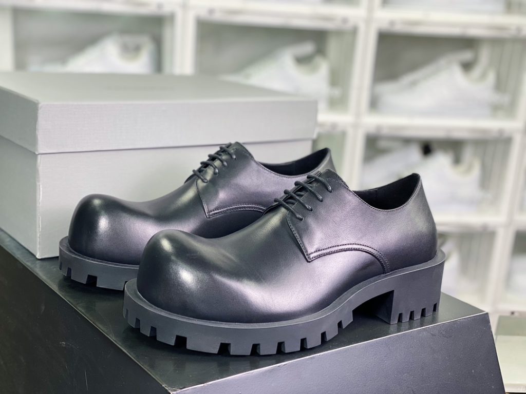 BALENCIAGA: New HUMMER Derby Shoes 10