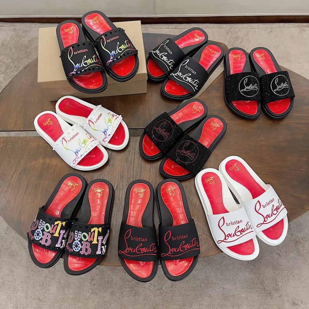 CL2023's latest model - the latest member of the men's thick sole rivet slipper nail family, is also a dazzling red sole shoe element. The embroidery on the cow leather upper is super heavy and has a texture. Original red outsole, Size: 38-45