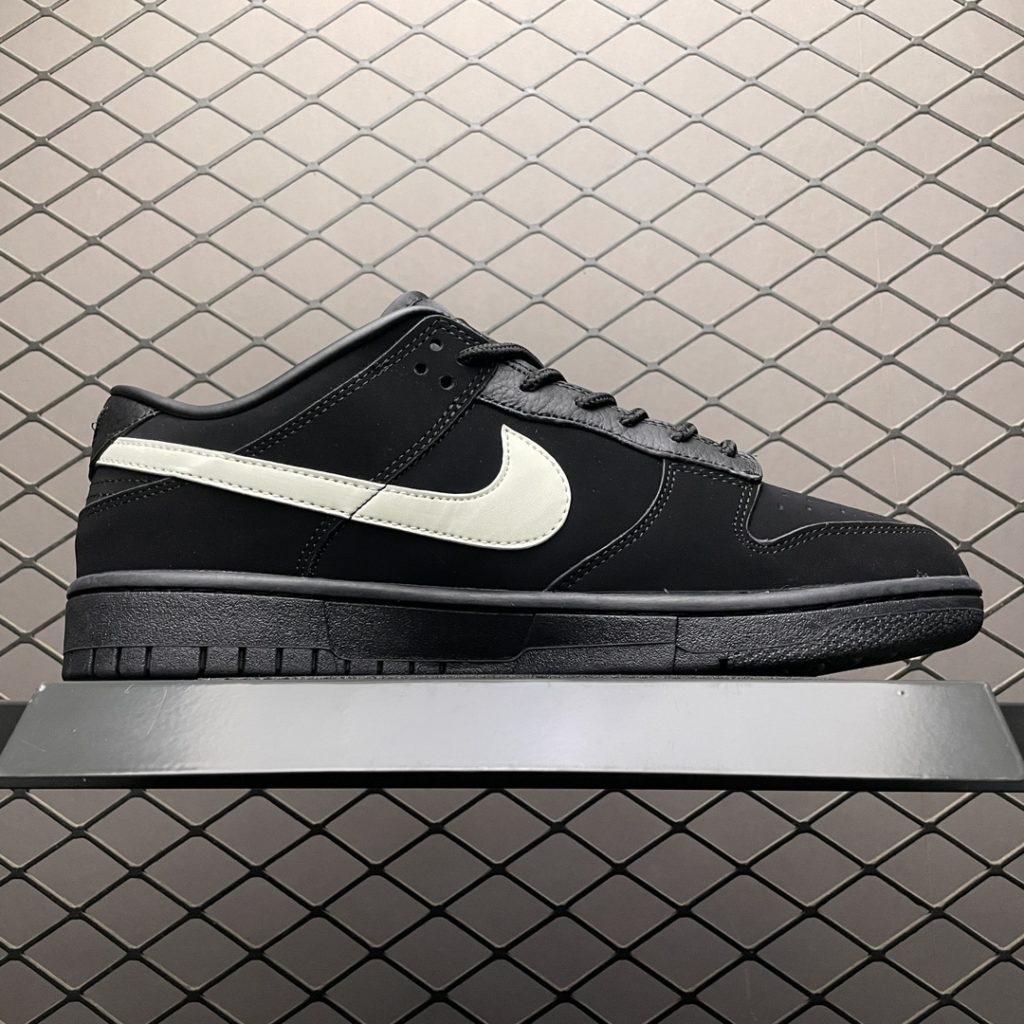 Local Self Made NK Dunk Low Low Top Casual Skateboarding Shoe DD1391-101 Size: 36 36.5 37.5 38 38.5 39 40 40.5 41 42 42.5 43 44 45 46 Number: 31TDEFJ