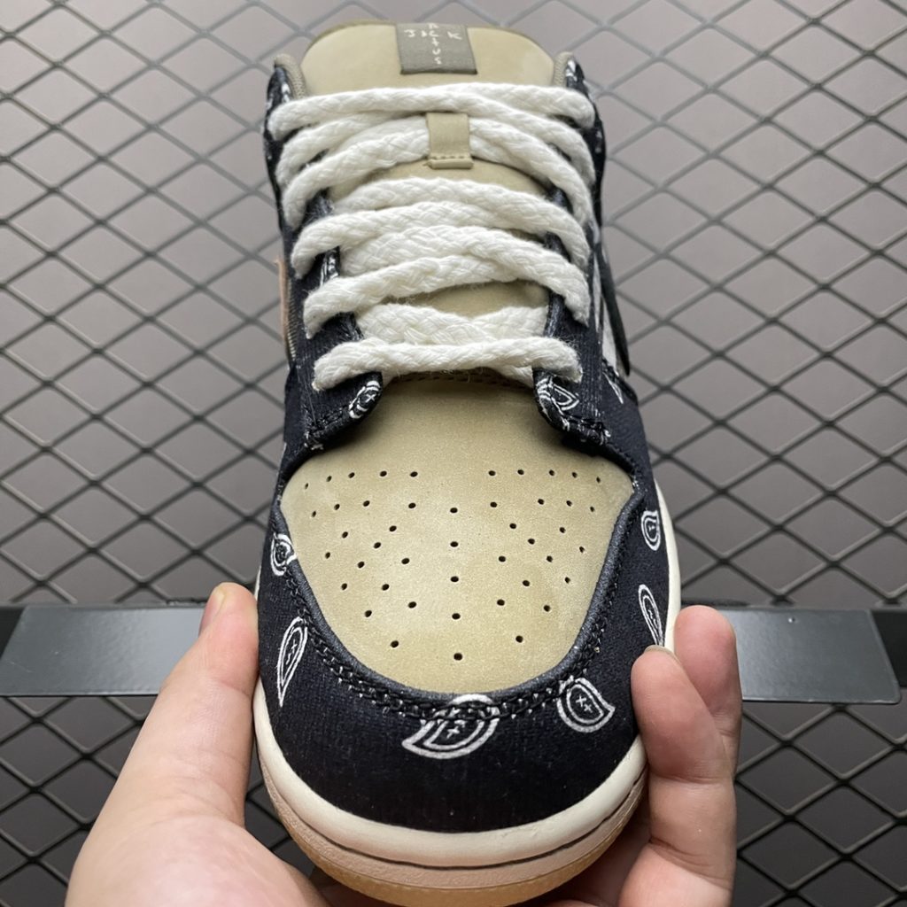 Local self fetching  original version Travis Scott x NK SB Dunk Low TS co branded limited edition board shoes CT5053-001 Cashew Flower Ceiling Quality Round N Full size supplement to the quality of the closed-eye punch produced by leading domestic head manufacturers! Famous brand, original shoe, original last board development, original leather material, original woven shipping mark, full details, in place Size: 36 36.5 37.5 38 38.5 39 40 40.5 41 42 42.5 43 44 44.5 45 46 47.5