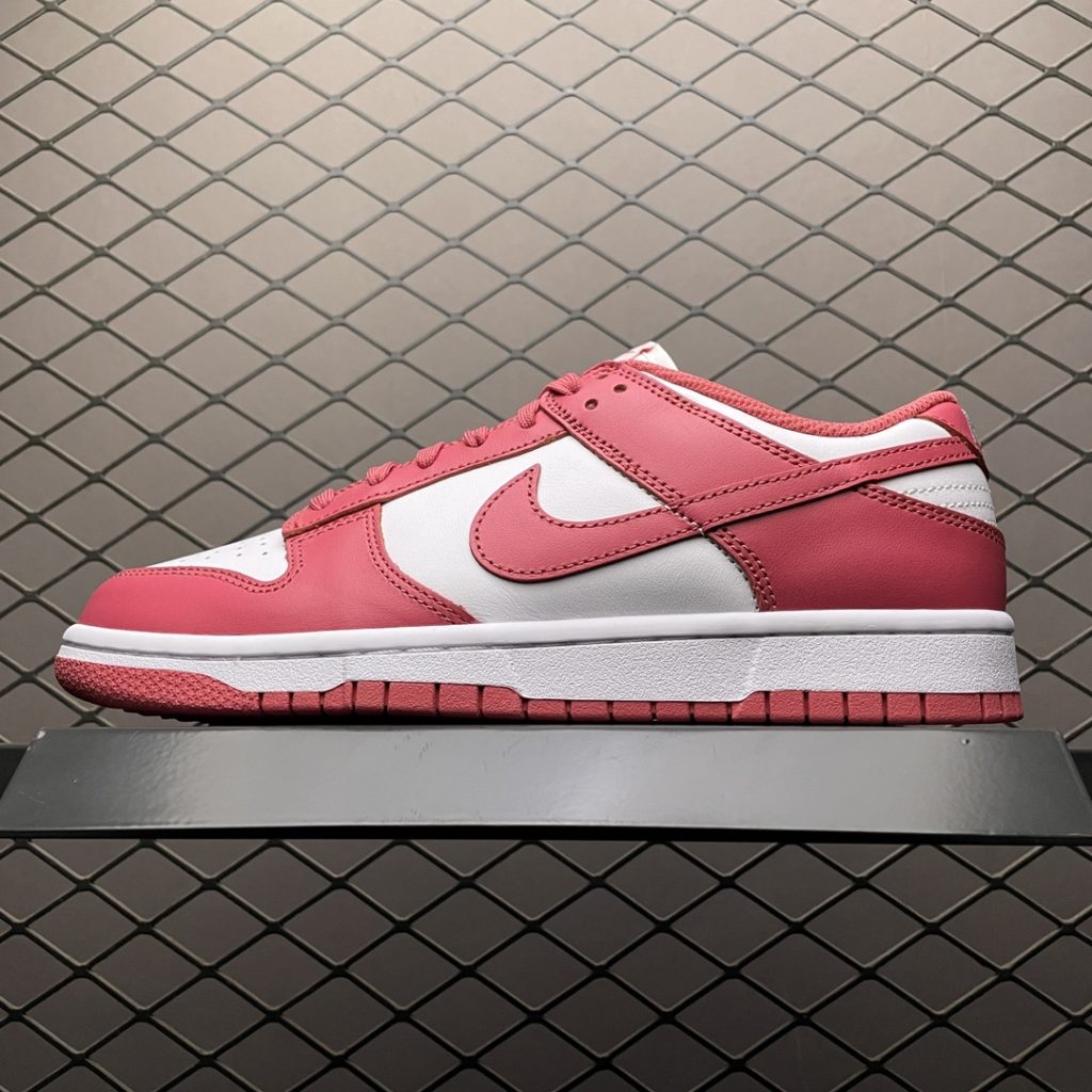 Local self fetching  NK Dunk Low 