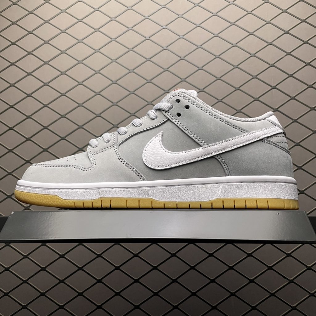 Local self fetching  Original NK SB Dunk Low 