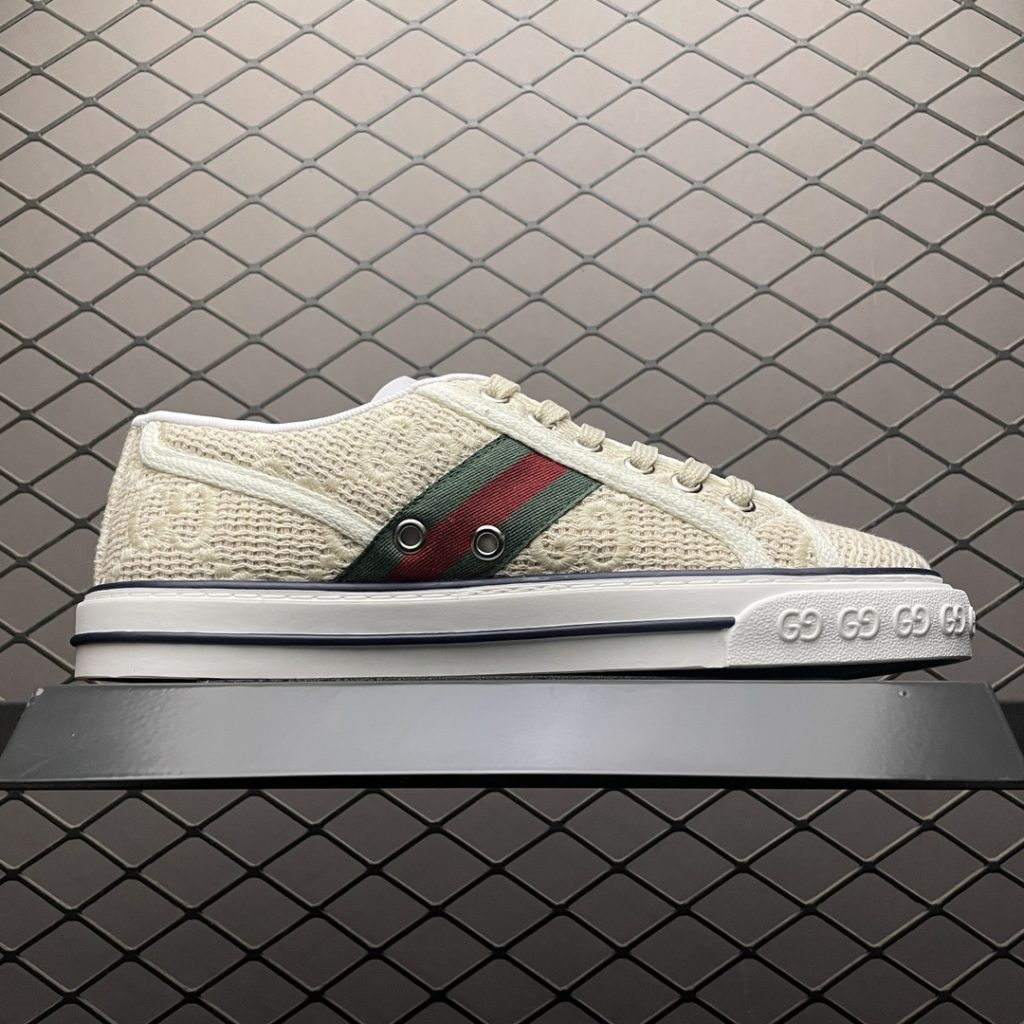 Local self fetching Overseas Shopping Agency Exclusive Quality Gucci Gucci Tennis 1977 Series Low Top Casual Board Shoes Officially Synchronized New Color Matching Exclusive First Available on Market The Highest Version Original Shoes Development Full Set of Counter Packages and Accessories Size: 35 36 37 38 39