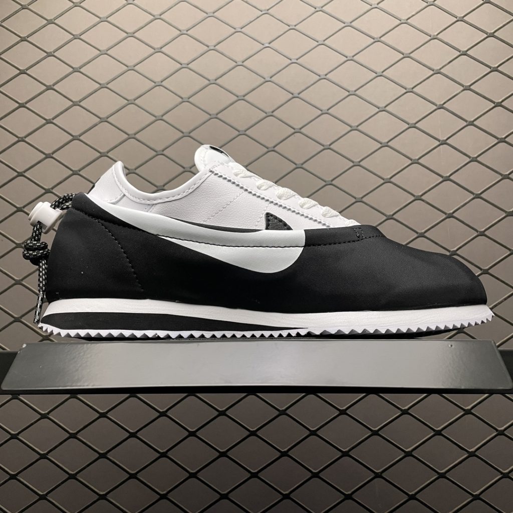 Local self fetching  CLOT x NK Cortez Edison Chen is the co name of Condensed Group DZ3239-002 Three in one Taiji Yin Yang Kungfu Shoes Size: 36 36.5 37.5 38 38.5 39 40 40.5 41 42 42.5 43 44 45