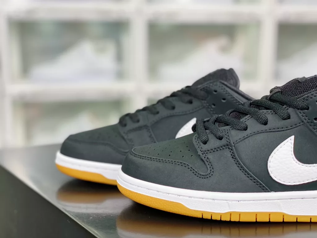 SB Dunk Low Pro Zoom 