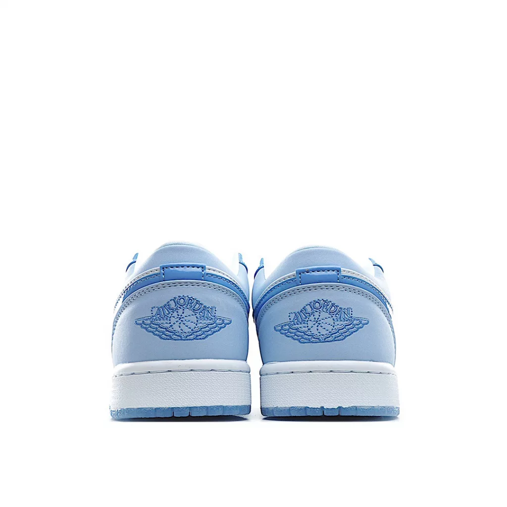 The only ceiling level Air Jordan 1 Low low cut retro cultural basketball shoe in the B-version new product market, white and blue item number: DM5442-040, price positioning, conscience, dozens of color schemes are gradually released 9