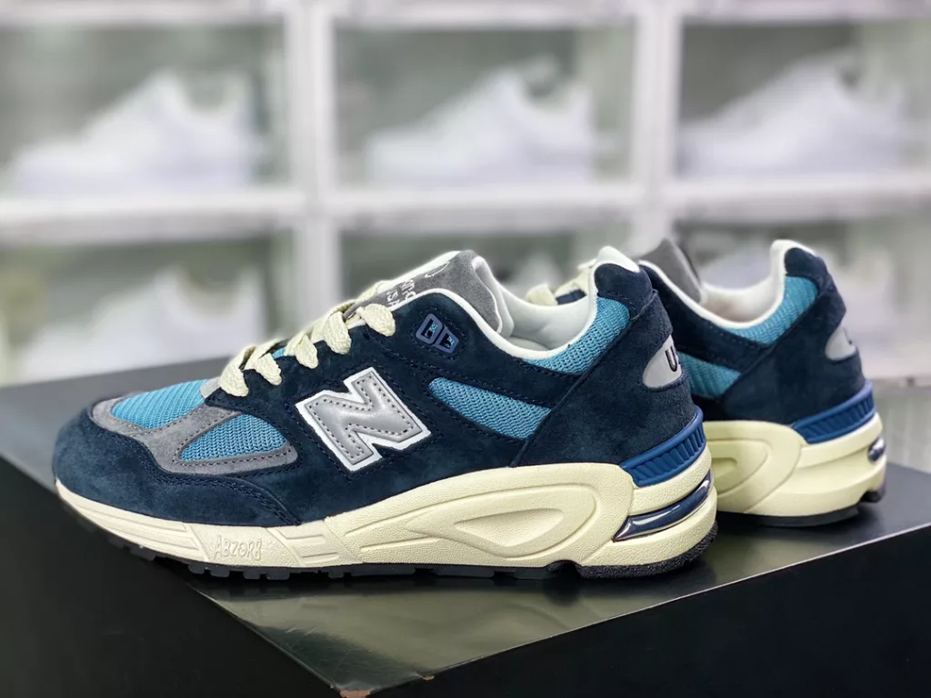 NB New Balance Made in USA 990V2 high-end American series classic retro casual sports jogging shoes navy blue 