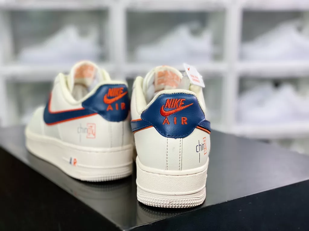 Nike Air Force 1'07 Low LX 