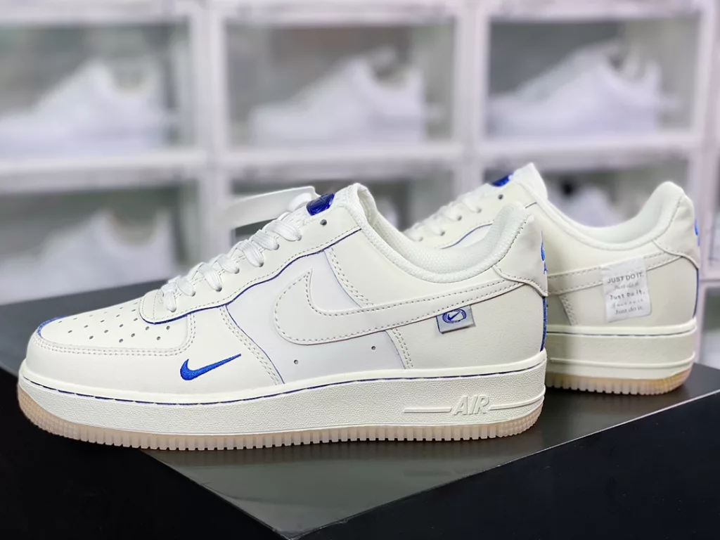 Nike Air Force 1'07 Low 