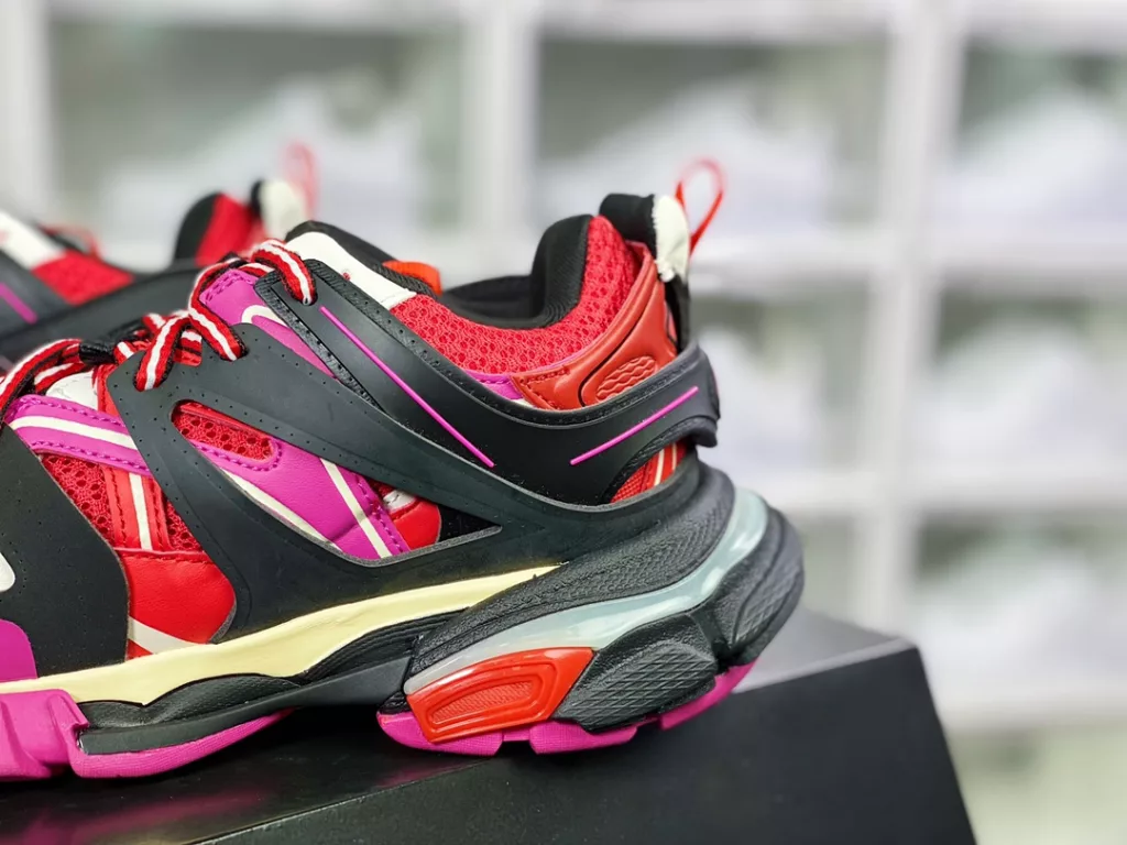 BALENCIAGA Track Trainers 3.0-generation retro wild running dad trend versatile jogging shoes 542023 W3AC1 189710