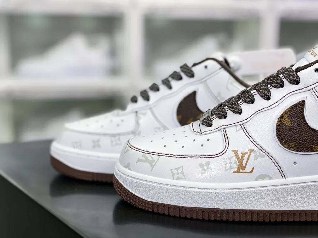 Louis Vuitton x Air Force 1 07 LV8 