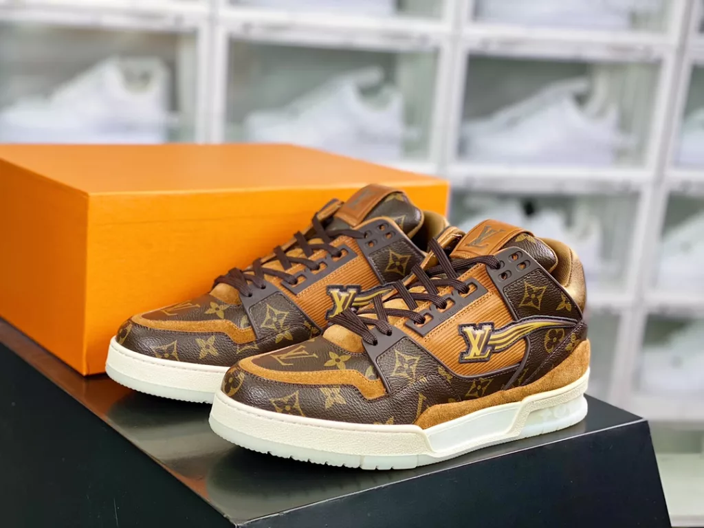 LV Louis Vuitton Trainer Sneaker Low Sport Collection Low Top Vintage Versatile Casual Sports Culture Basketball Cricket Shoes 10