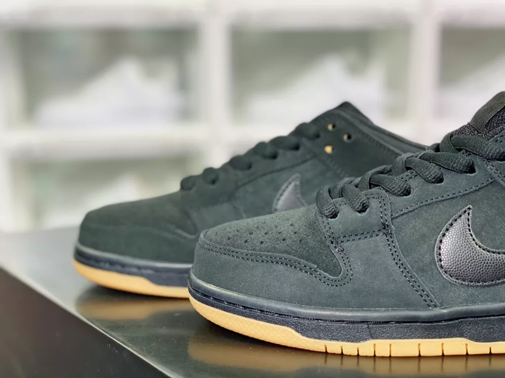 SB Dunk Low Pro 