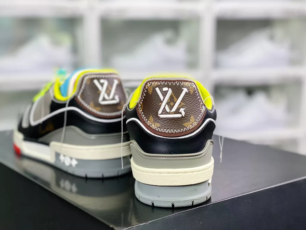 LV Louis Vuitton Trainer Sneaker Low Sport Collection Low Top Vintage Versatile Casual Sports Culture Basketball Cricket Shoes 10