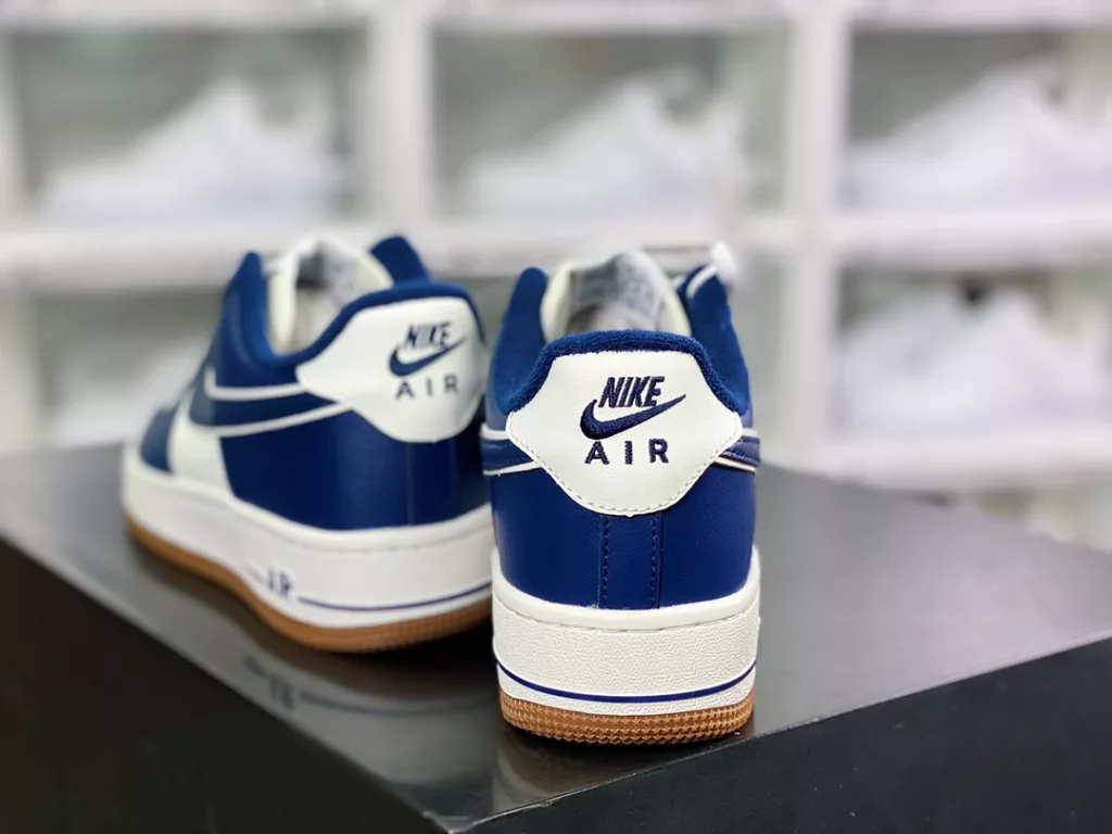 Nike Air Force 1'07 Low LX 