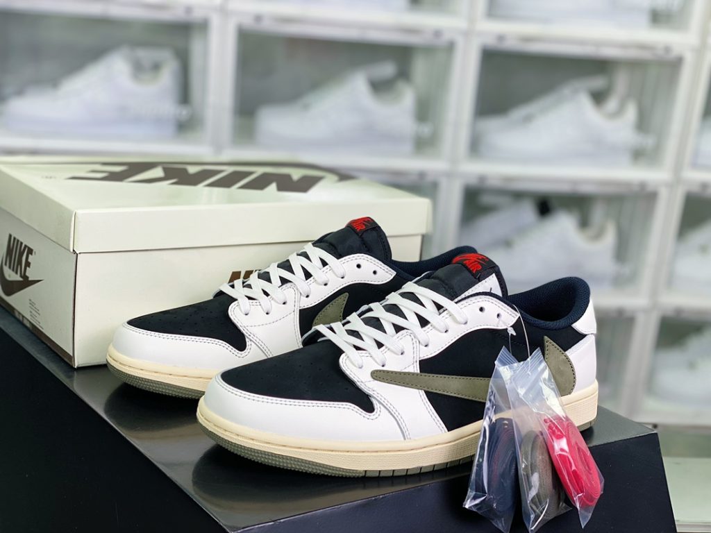 Travis Scott x [Nike] Wmns Air Jordan 1 Low OG 