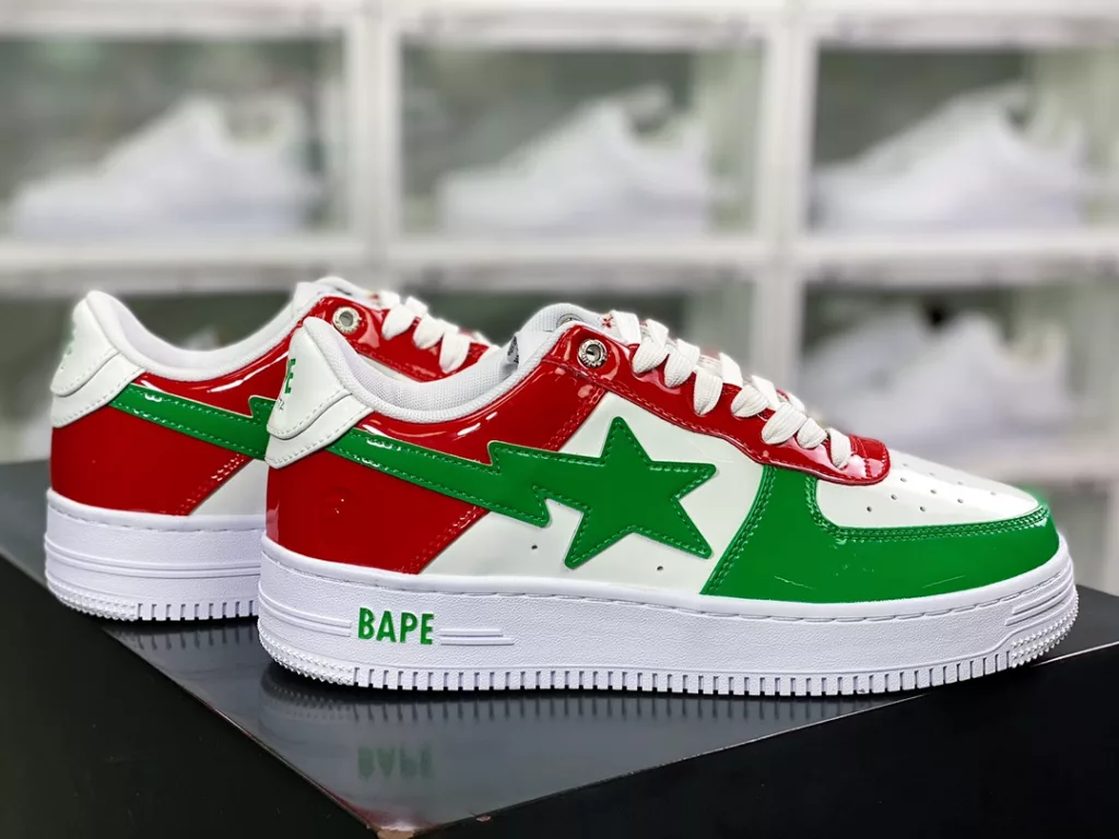 The trendy brand A Bathing Ape from Riharajuku, Japan, features the BAPE Sta Low Sparkling Star series of low cut classic retro casual sneakers called 