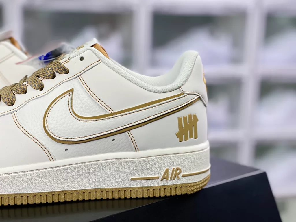 UNDEFEATED x Air Force 1 ´ 07 Low 