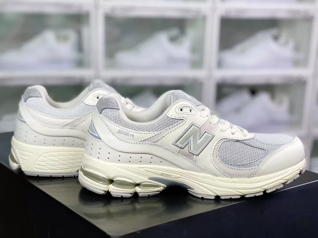 NB ML2002 Series Vintage Dad Style Casual Sports Jogging Shoe 