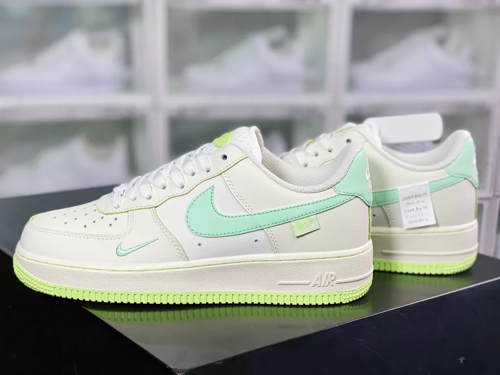 Nike Air Force 1 ´ 07 Low 