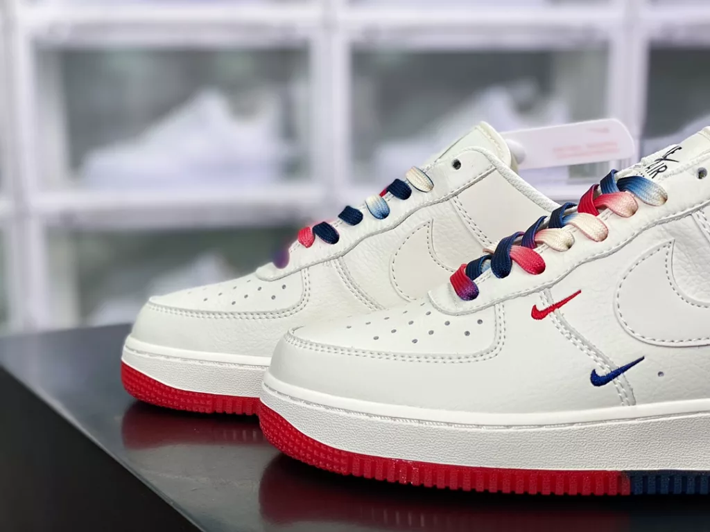 Nike Air Force 1'07 Low QS 