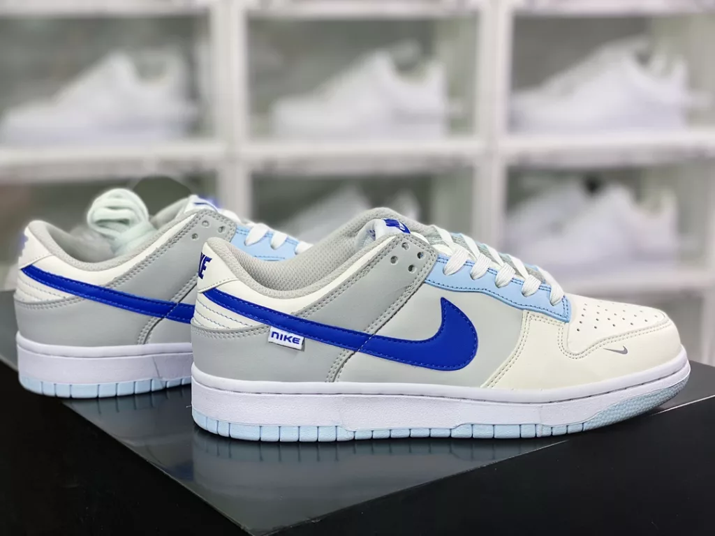 Nike WMNS SB Dunk Low GS 