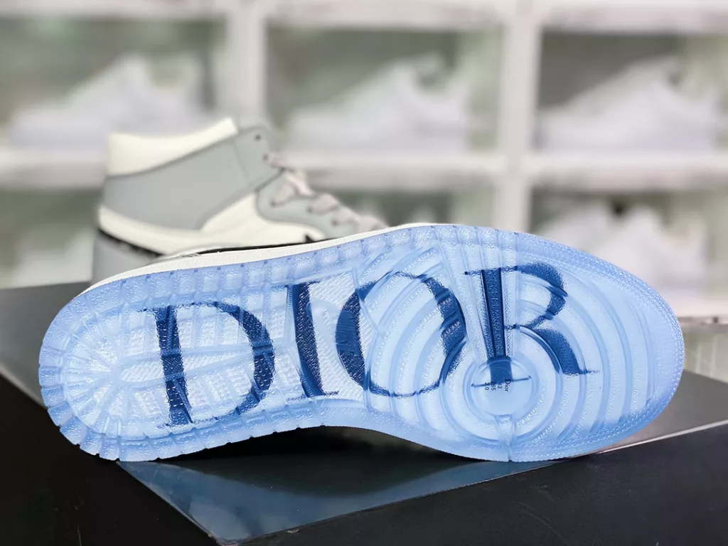 Dior x Air Jordan Brand 1 High OG 