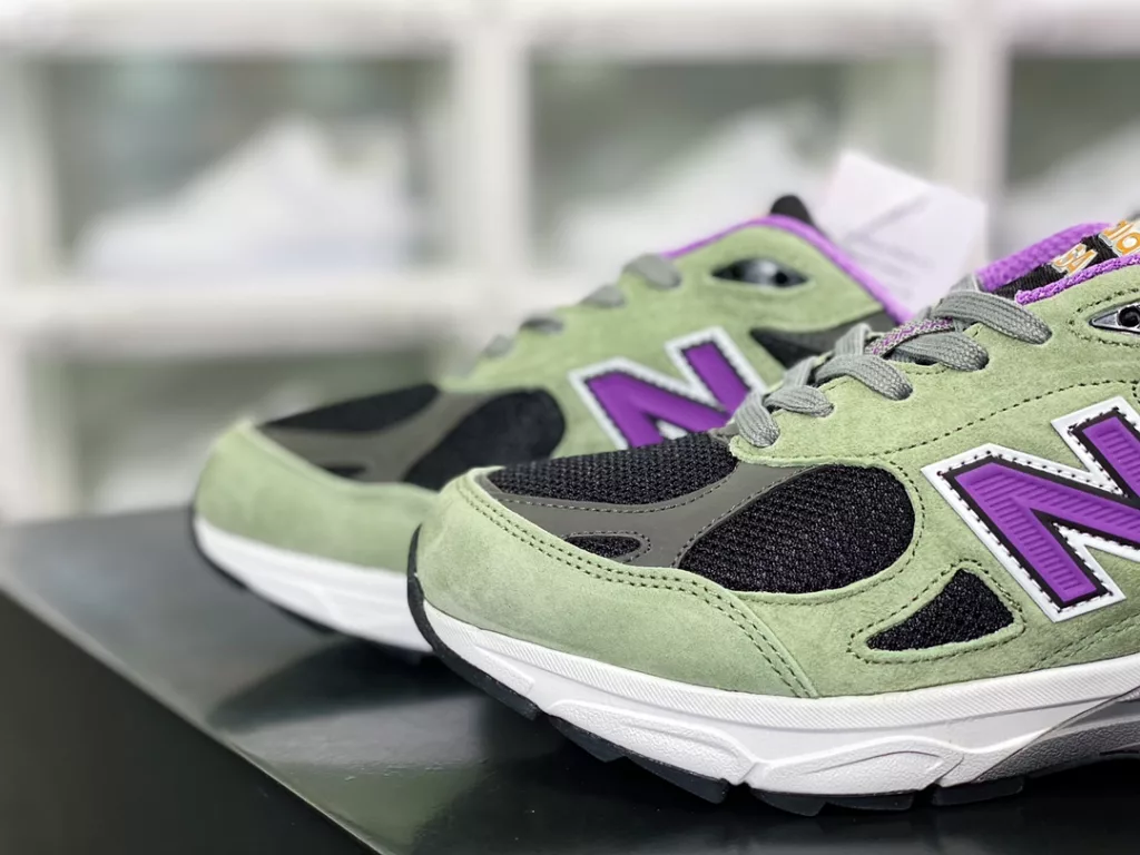 New Balance in USA M990V4 