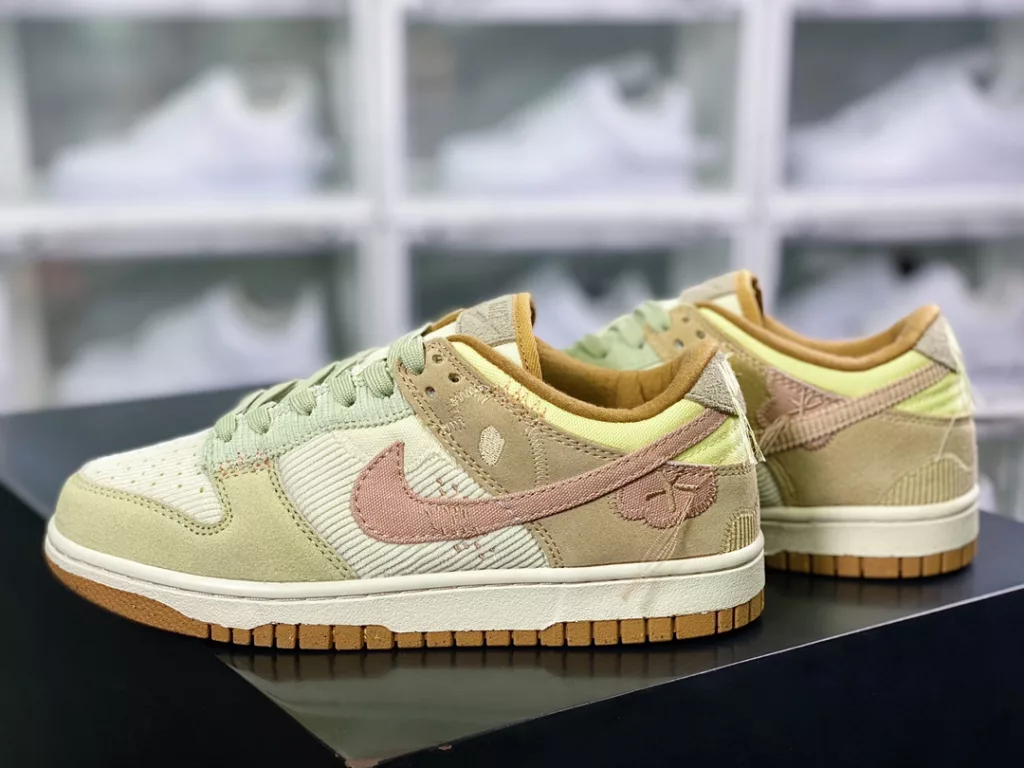 The all-new Nike WMNS SB Dunk Low 