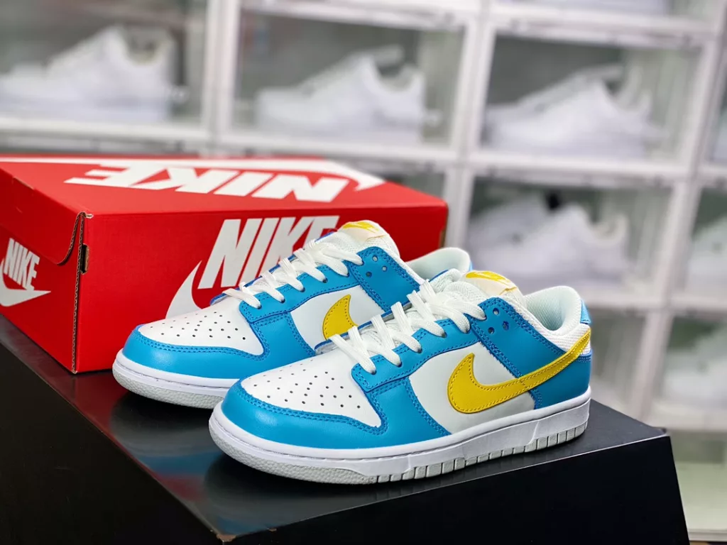 Dunk, little Simpson! Summer Sea Salt Lemon Color Scheme, Nike SB Dunk Low GS 