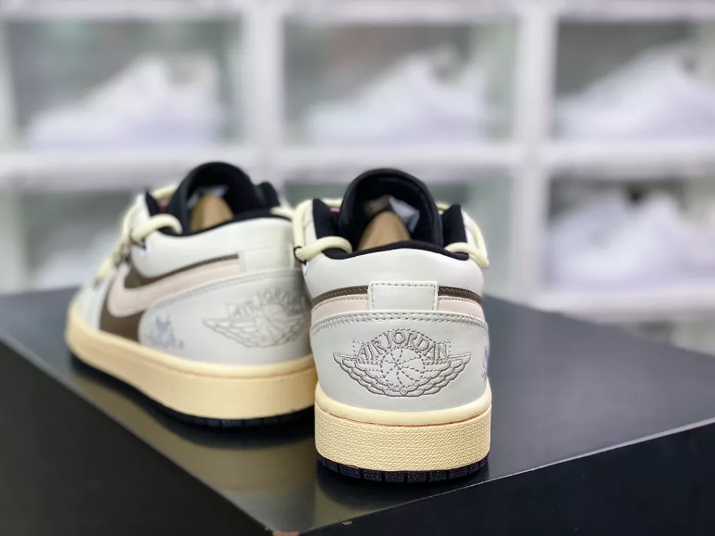 Nike Air Jordan 1 Low 