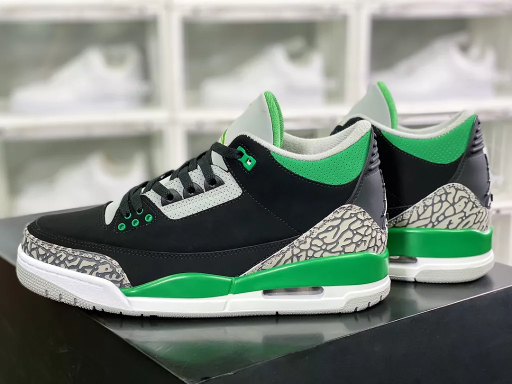 Nike Air Jordan 3 Retro 