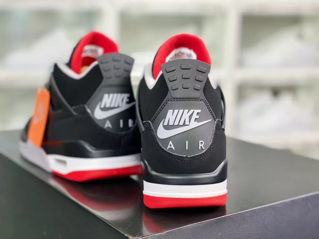 Air Jordan 4 Retro OG 