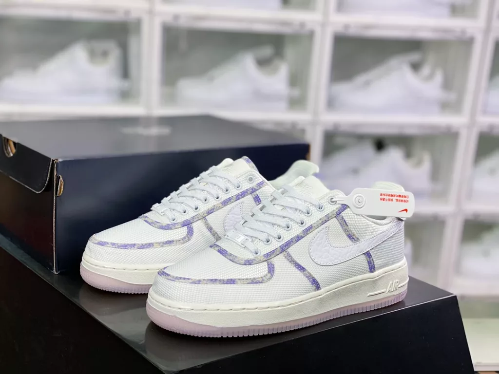 Nike Air Force 1 Low 