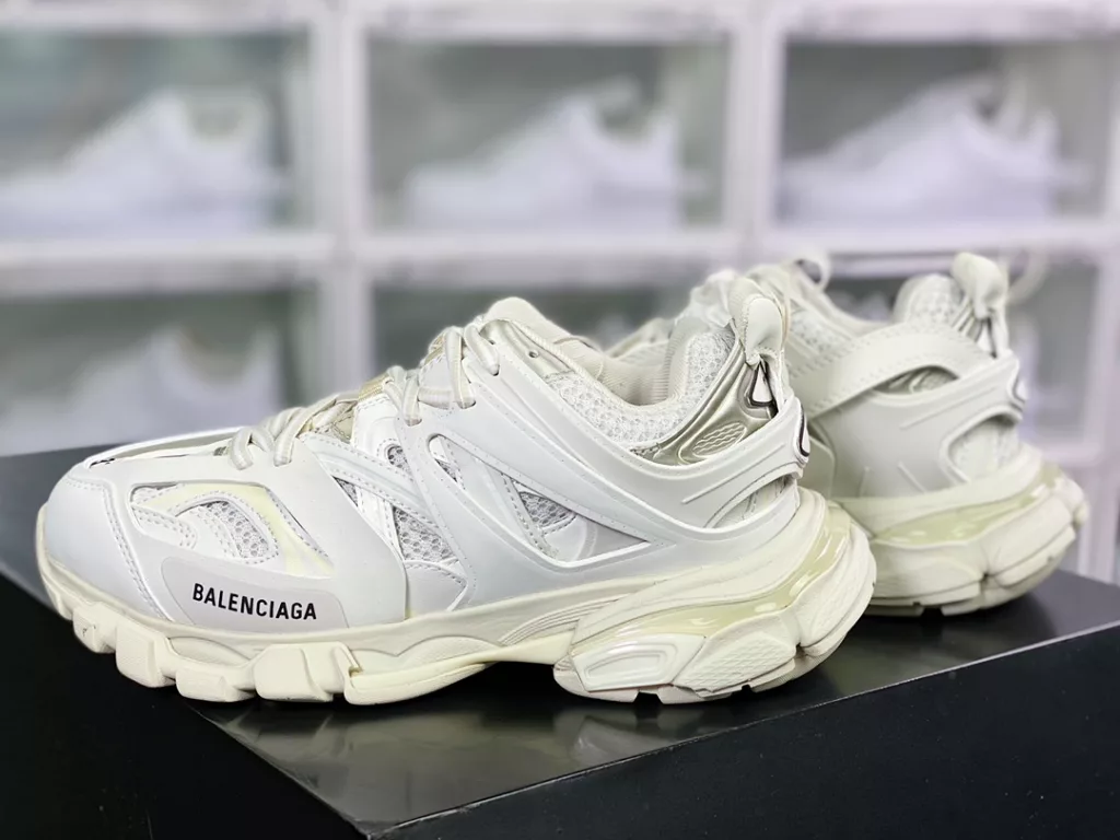 BALENCIAGA Track Trainers 3.0-generation retro wild running dad trend versatile jogging shoes 542023 W3AC1 189710