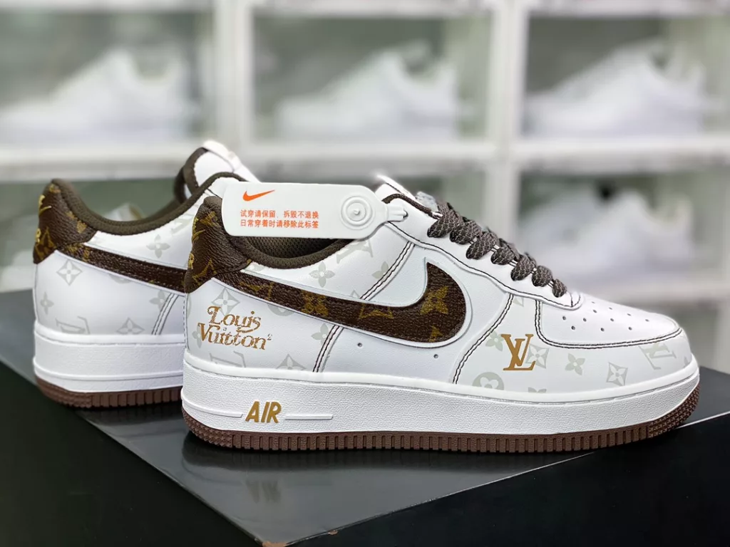 Louis Vuitton x Air Force 1 07 LV8 