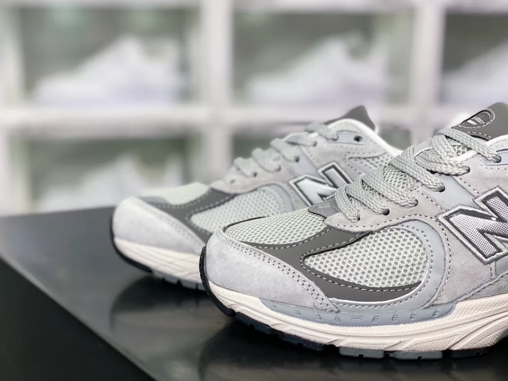 NB ML2002 series retro dad style casual sports jogging shoes 