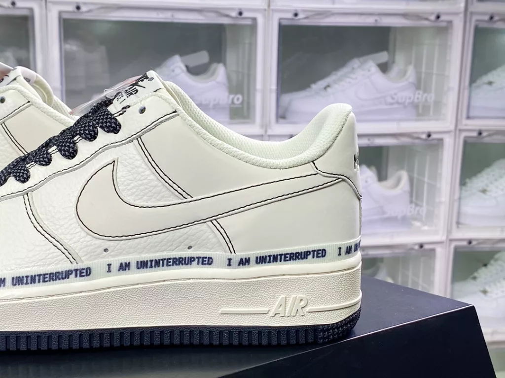 Zhan Huang Co branded United x Air Force 1'07 Low 