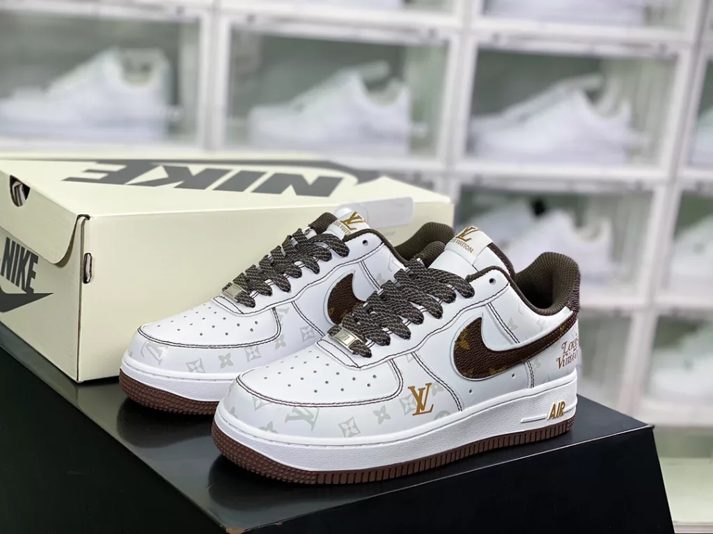 Louis Vuitton x Air Force 1 07 LV8 