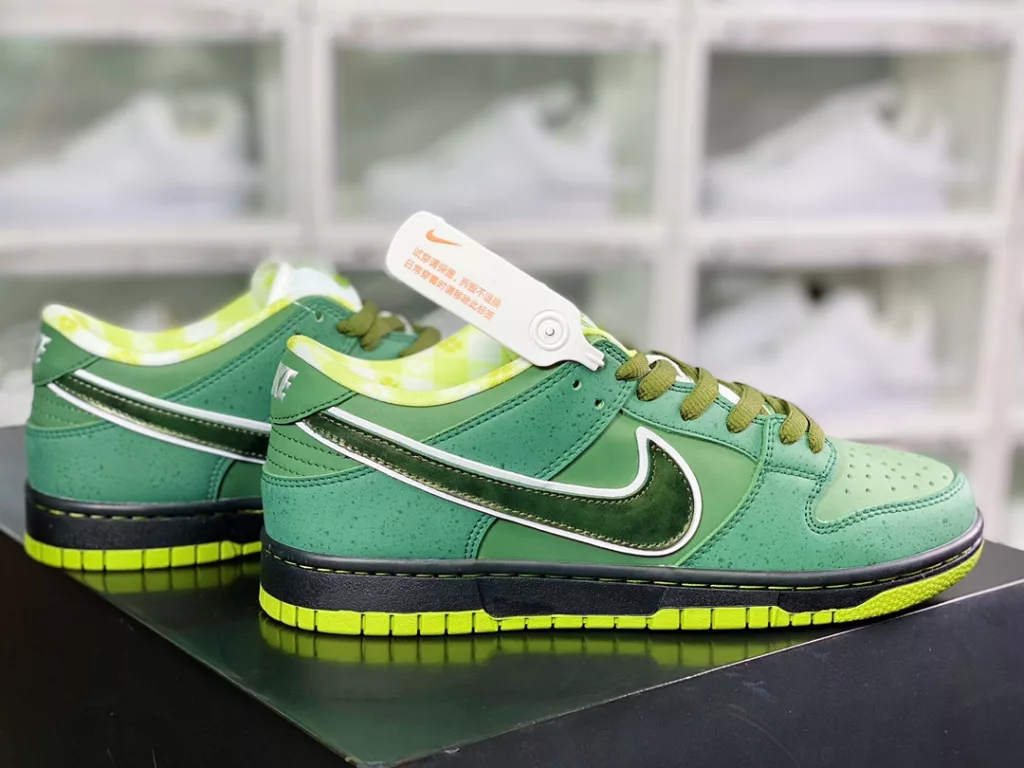 SB Dunk Low 