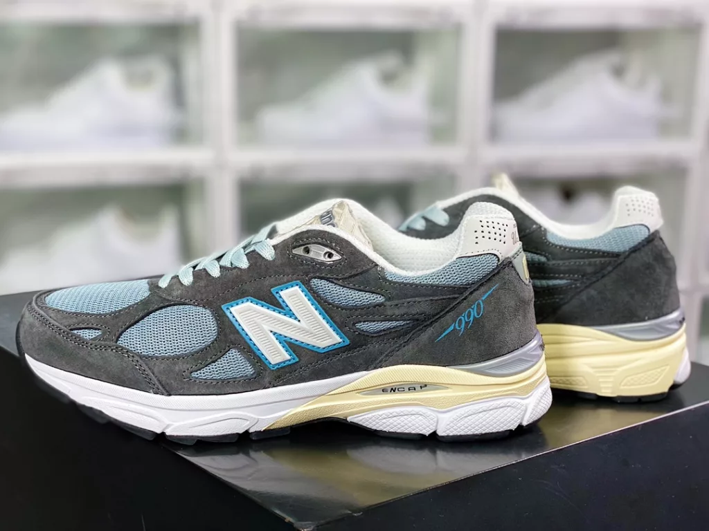 NB Made in USA M990V3 third-generation series low cut American heritage classic retro casual sports versatile dad running shoes 