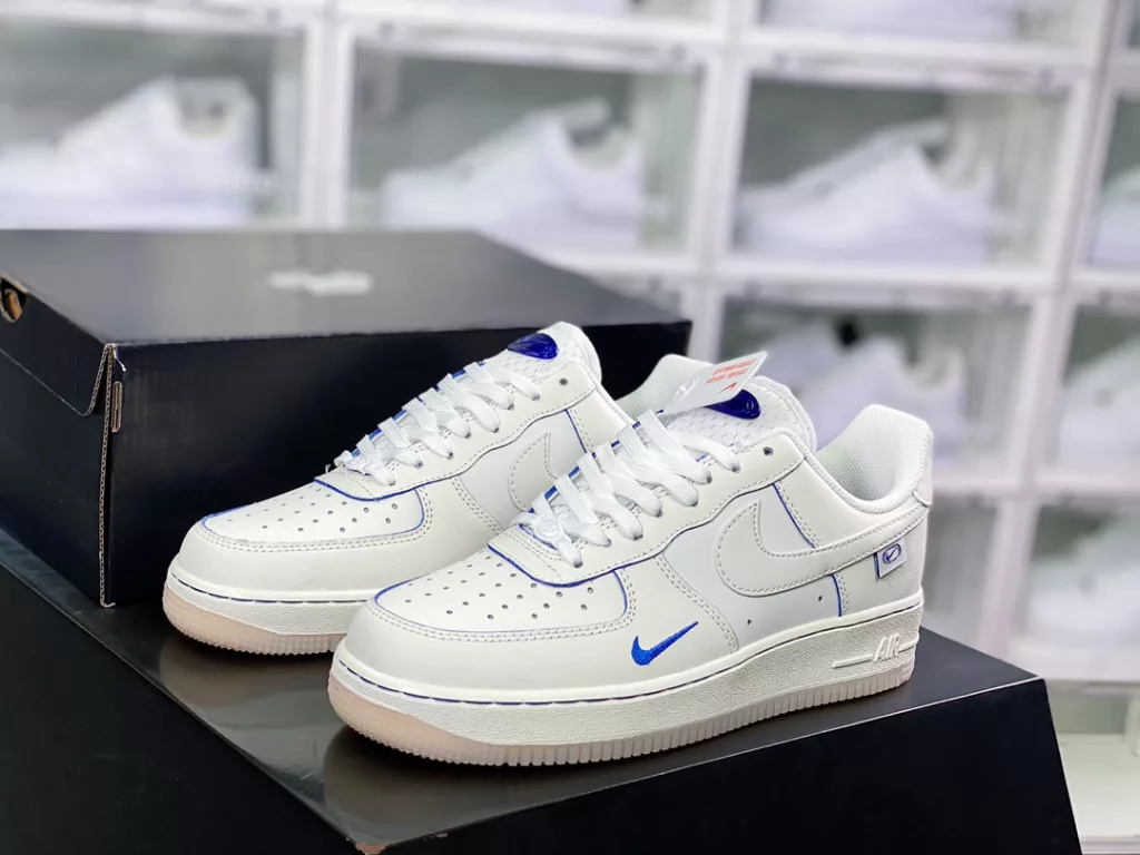 Nike Air Force 1'07 Low 