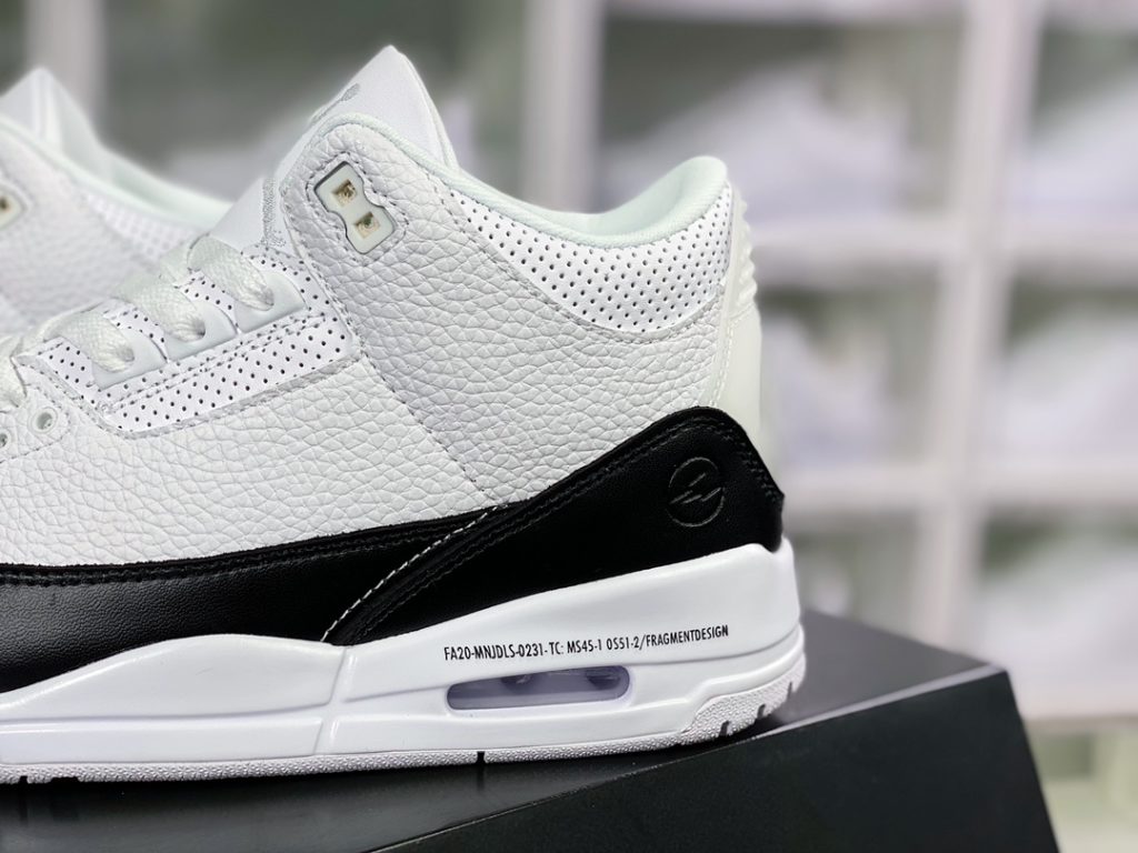 Air Jordan 3 Retro 