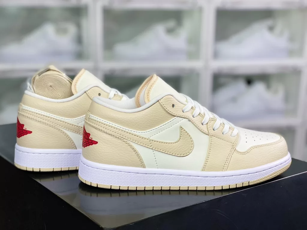 Nike Air Jordan 1 Low GS 