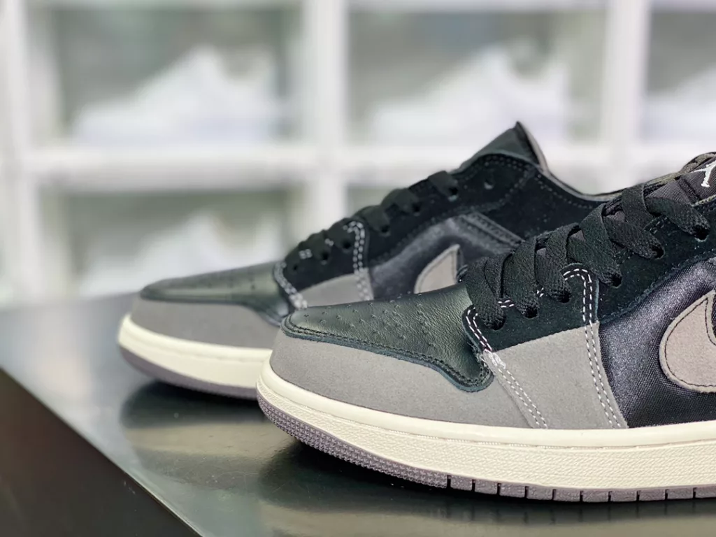 Nike Air Jordan 1 Low SE Craft 