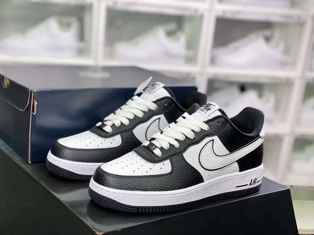 Nike Air Force 1'07 Low QS 