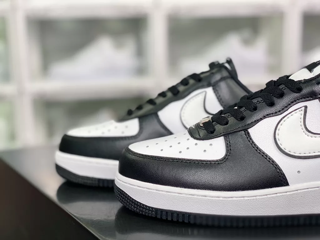 Nike Air Force 1'07 Low 