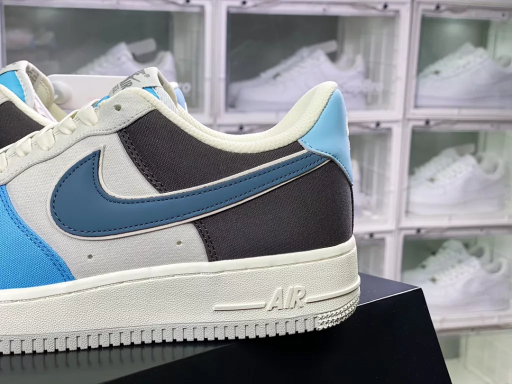 Nike Air Force 1'07 Low QS 